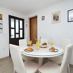 Hrvatic Podglavica