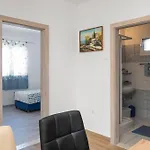 Hrvatic Podglavica