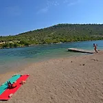 Hrvatic Podglavica