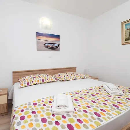 Hrvatic Apartman *