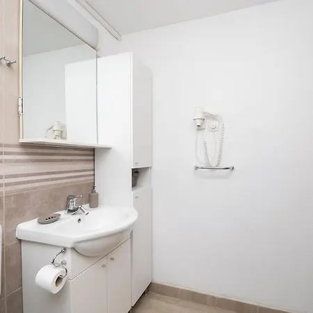 Apartman Hrvatic *