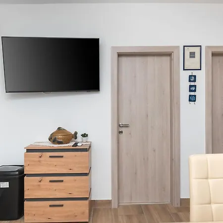 Apartman Hrvatic *
