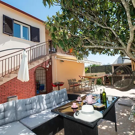 Hrvatic Apartman Podglavica